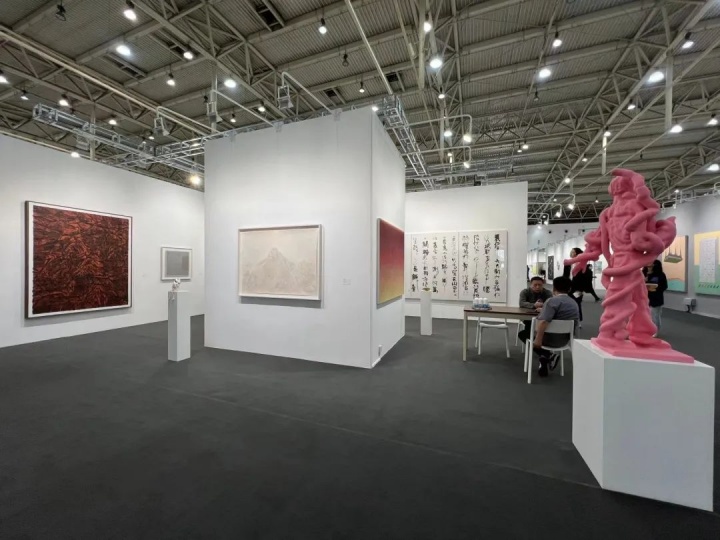 2023北京当代,今格空间展位现场
2023北京当代,今格空间展位现场