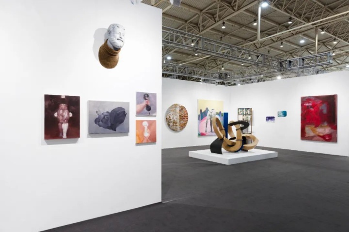 2023北京当代,没顶画廊展位现场
2023北京当代,没顶画廊展位现场
