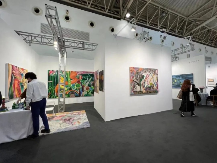 2023北京当代,伯年艺术空间展位
2023北京当代,伯年艺术空间展位