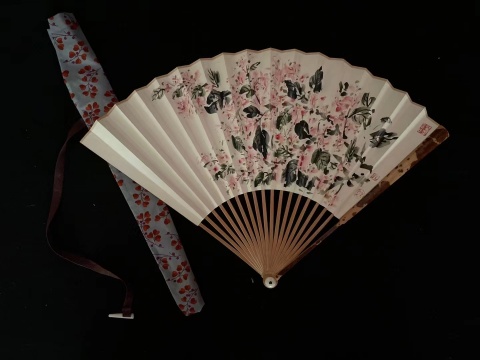 艺术家吕欢呼扇面作品
艺术家吕欢呼扇面作品