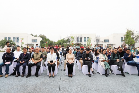 展览开幕式现场
展览开幕式现场