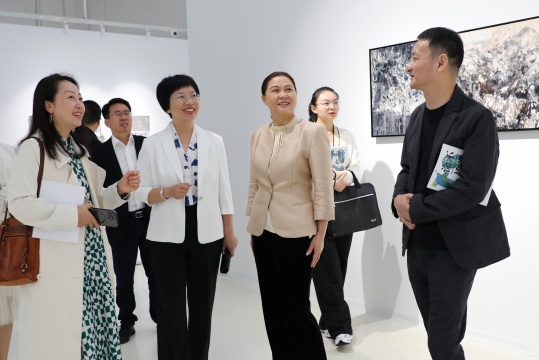 “涂不拾遗——现代艺术国际邀请展”亮相湘东区美术馆 “涂不拾遗——现代艺术国际邀请展”亮相湘东区美术馆