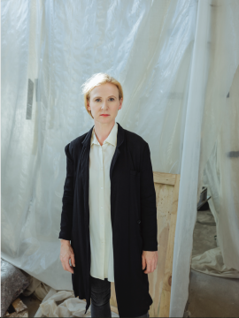 Alicja Kwade portrait image
© Doro Zinn
Alicja Kwade portrait image
© Doro Zinn
