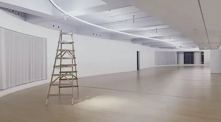 弘美术馆 2023
谢杰建筑设计事务所设计
(摄影:潘宏政)
弘美术馆 2023
谢杰建筑设计事务所设计
(摄影:潘宏政)