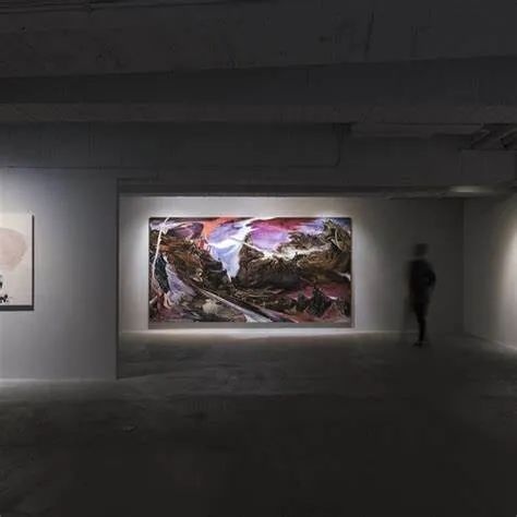 《深渊》220×420 cm 布面油画 2020
在香港巴塞尔网上展厅中的效果
图片由 @ 安卓艺术提供
《深渊》220×420 cm 布面油画 2020
在香港巴塞尔网上展厅中的效果
图片由 @ 安卓艺术提供