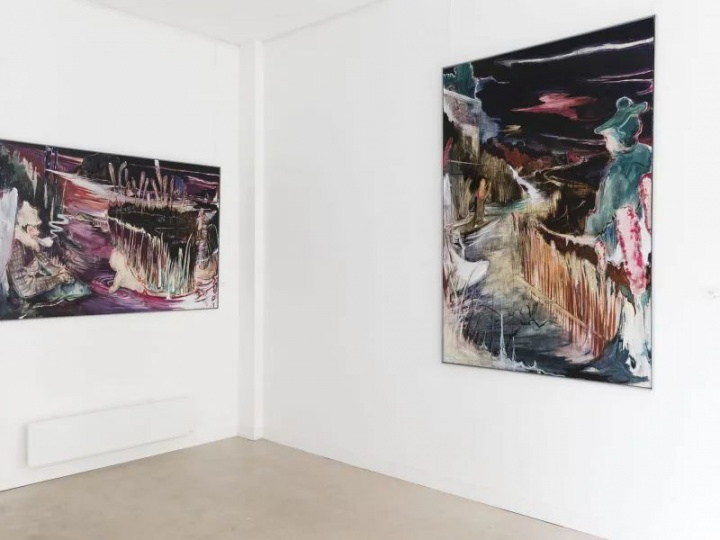 2021 巴黎 Galerie vazieux 个展 现场
左:《夜钓 II》165×135cm 纸本油画 2018
右:《夜钓 I》195×135cm 纸本油画 2018.
图片由 @ 巴黎 Galerie vazieux 提供
2021 巴黎 Galerie vazieux 个展 现场
左:《夜钓 II》165×135cm 纸本油画 2018
右:《夜钓 I》195×135cm 纸本油画 2018.
图片由 @ 巴黎 Galerie vazieux 提供