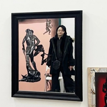 林枞
1984年生于福建霞浦,2006毕业于福建师范大学美术学院油画专业获学士学位,现工作生活于上海。
林枞
1984年生于福建霞浦,2006毕业于福建师范大学美术学院油画专业获学士学位,现工作生活于上海。