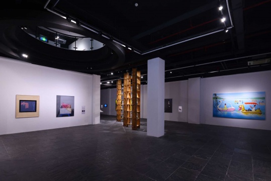 美术馆“神仙打架”的上海，这家0收藏经费的机构如何走过20年？