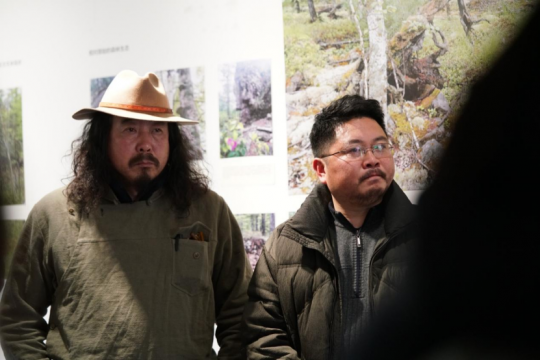 左起导演顾桃、策展人肖怀德
左起导演顾桃、策展人肖怀德