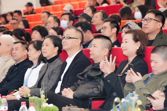 开幕式现场
开幕式现场