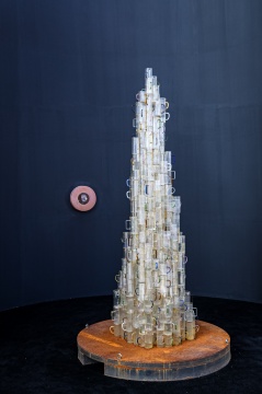 “了不起的‘她们’——福布斯中国致敬 卓越女性艺术家邀请展”于北京凤凰中心开展