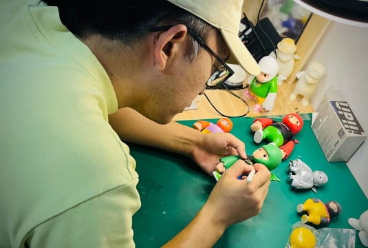 ULTILAND龙年特别推荐:李隆 VS 龙少年 ULTILAND龙年特别推荐:李隆 VS 龙少年