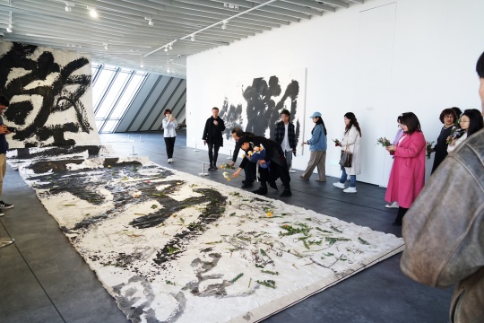 当代女性艺术家群展,于青岛云上海天建构理想诗意的“灵境”之地 当代女性艺术家群展,于青岛云上海天建构理想诗意的“灵境”之地