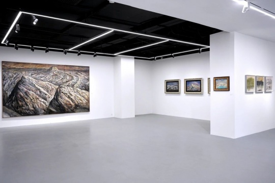 亘画廊 “艺海三人展”,传播学者型艺术家“身体力行”的美育之道 亘画廊 “艺海三人展”,传播学者型艺术家“身体力行”的美育之道