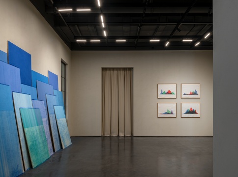 董大为作品展出现场
董大为作品展出现场