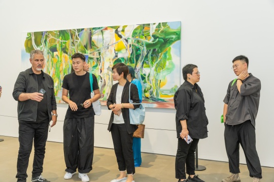 莫干山美术馆开馆,首展“不止共生”呈现多元艺术对话 莫干山美术馆开馆,首展“不止共生”呈现多元艺术对话