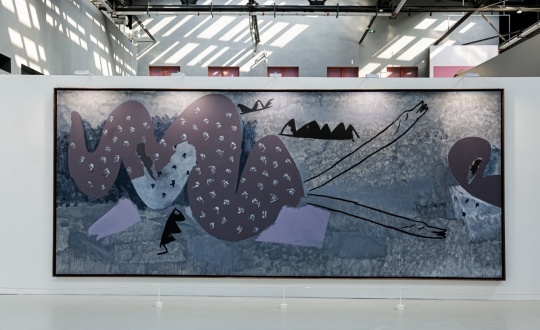 李山,《苏美尔徊响 II》,2024,布面丙烯,300 cm × 720 cm © 李山,香格纳画廊
李山,《苏美尔徊响 II》,2024,布面丙烯,300 cm × 720 cm © 李山,香格纳画廊