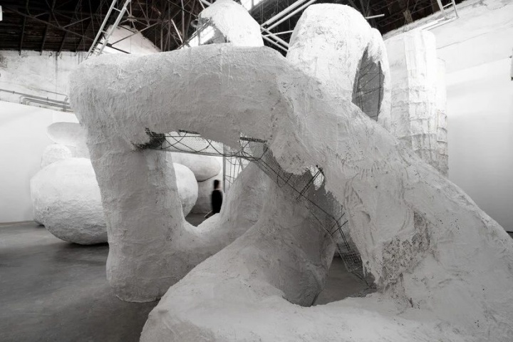 2021年3月，“苏畅：洞”展览现场，
香格纳M50空间

