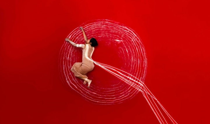 Kawita Vatanyankur、Pat Pataranutaporn
《The Machine Ghost in the Human Shell》(from ‘Cyber Labour’ series) 2024
Kawita Vatanyankur、Pat Pataranutaporn
《The Machine Ghost in the Human Shell》(from ‘Cyber Labour’ series) 2024