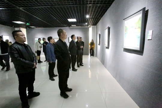 格物抒怀——张哲油画风景展,呈现自然的壮美诗篇 格物抒怀——张哲油画风景展,呈现自然的壮美诗篇