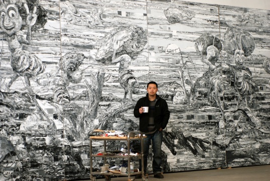 《乐园》 布面油画 320x720cm 2010
《乐园》 布面油画 320x720cm 2010