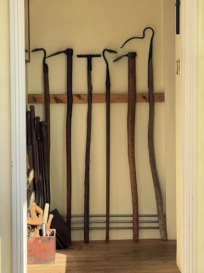 小屋里的园艺工具
图片由艺术家提供
小屋里的园艺工具
图片由艺术家提供