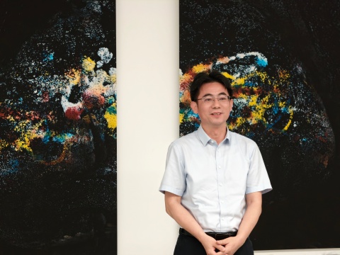 彭烨峰先生在展览开幕致辞
