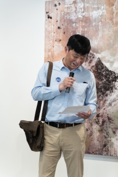 王伟毅  
天津美术学院美术馆研究馆员  原常务副馆长

