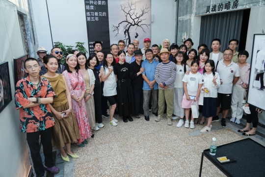 开幕嘉宾合影
开幕嘉宾合影