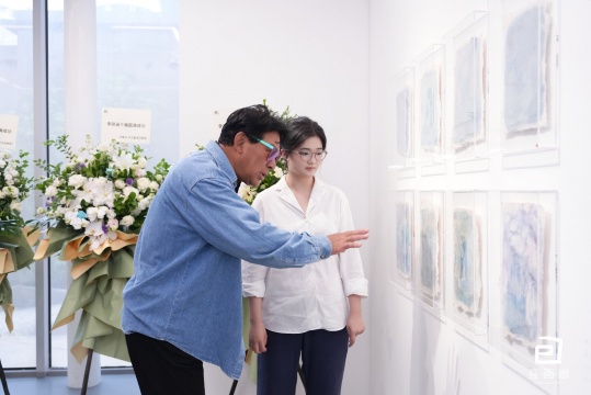 李硕涵首次个展“缚涌”在798艺术区亘画廊开幕 李硕涵首次个展“缚涌”在798艺术区亘画廊开幕