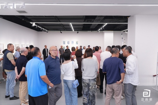 李硕涵首次个展“缚涌”在798艺术区亘画廊开幕 李硕涵首次个展“缚涌”在798艺术区亘画廊开幕