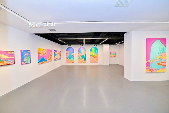 点翠 - 冷春毅个展 开幕现场
亘画廊 2025
 点翠 - 冷春毅个展 开幕现场
亘画廊 2025