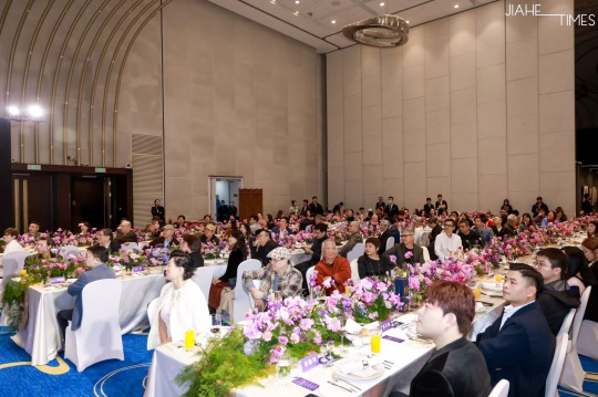 总揽1.23亿元！上海嘉禾2025当代艺术品专场拍卖会圆满落幕，12月10日庆典秋拍，精彩继续