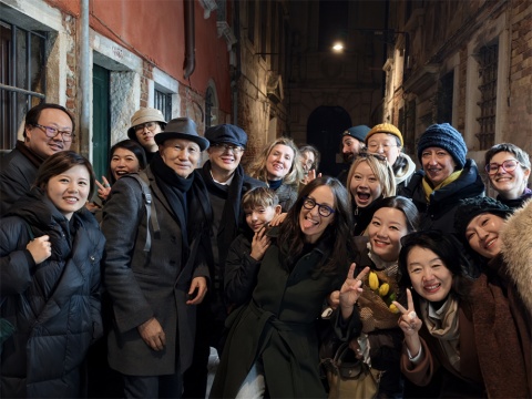 “毛旭辉：家长的故事”在意大利威尼斯格尼玛尼宫博物馆隆重开幕