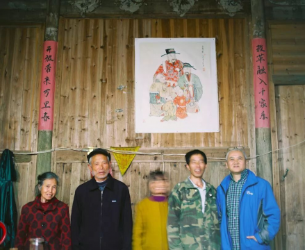 孔德林曾为宁化不同村落的老宅居民绘制中堂画，他戏称“中堂计划”

2018
