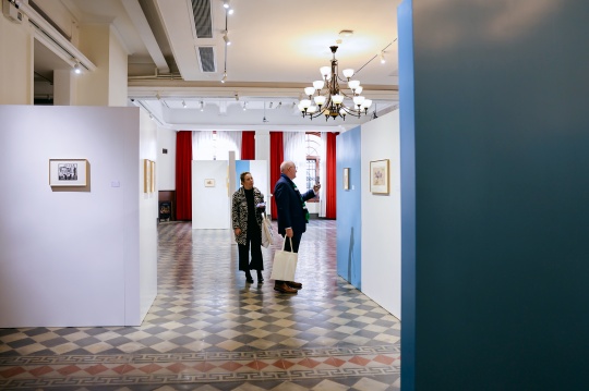 中央美术学院版画系师生百人联展《瑞马盈祥》——丙午马年贺年小版画展开幕式于广州沙面AIO举行