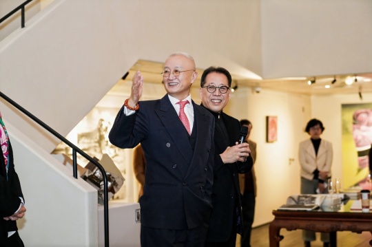 出品人肖勇和李景汉开幕致辞
