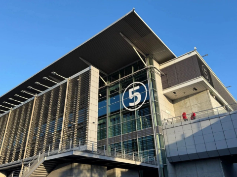 巴黎回声：张肇达水墨“醒狮”展示东方哲思