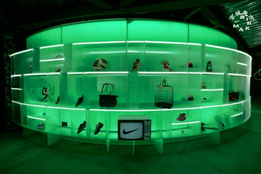 00后策展人把鬼市搬进798：与56位创作者，4晚限时“共创”