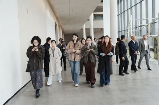 跨媒介共振 实验性表达 —— 川音 “诗的蒙太奇” 艺术展启幕