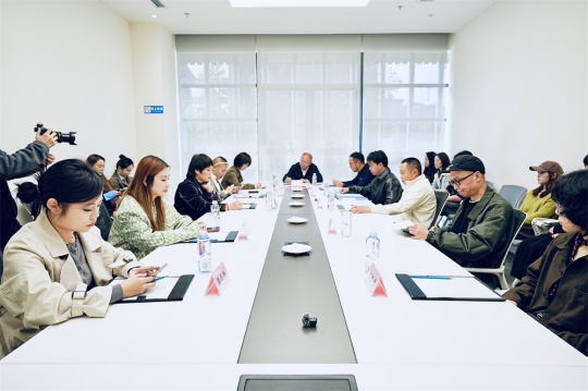 跨媒介共振 实验性表达 —— 川音 “诗的蒙太奇” 艺术展启幕