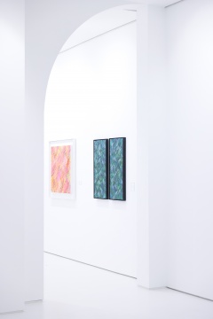 画屏艺术空间开幕彭博个展“之间”，在靠近与偏离之间，看见未完成的美