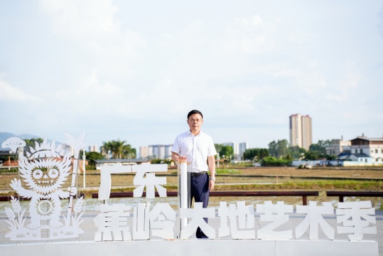 蕉岭县委副书记、县长，广东梅州蕉华工业园区管委会主任刘裕君
