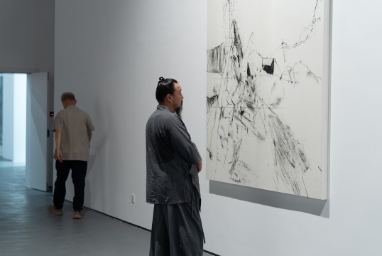 BTAP Space新展 |在石景山老厂房里，藏着8位女性艺术家的“二十四章经”