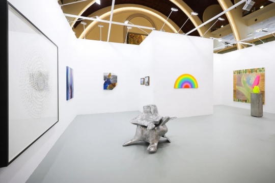 2025 ART021 SHANGHAI梅隆赫画廊展位 © ART021 GROUP
